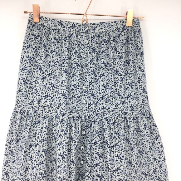 Madewell Button Front Tiered Maxi Skirt in Florentine Floral - Picture 3 of 15